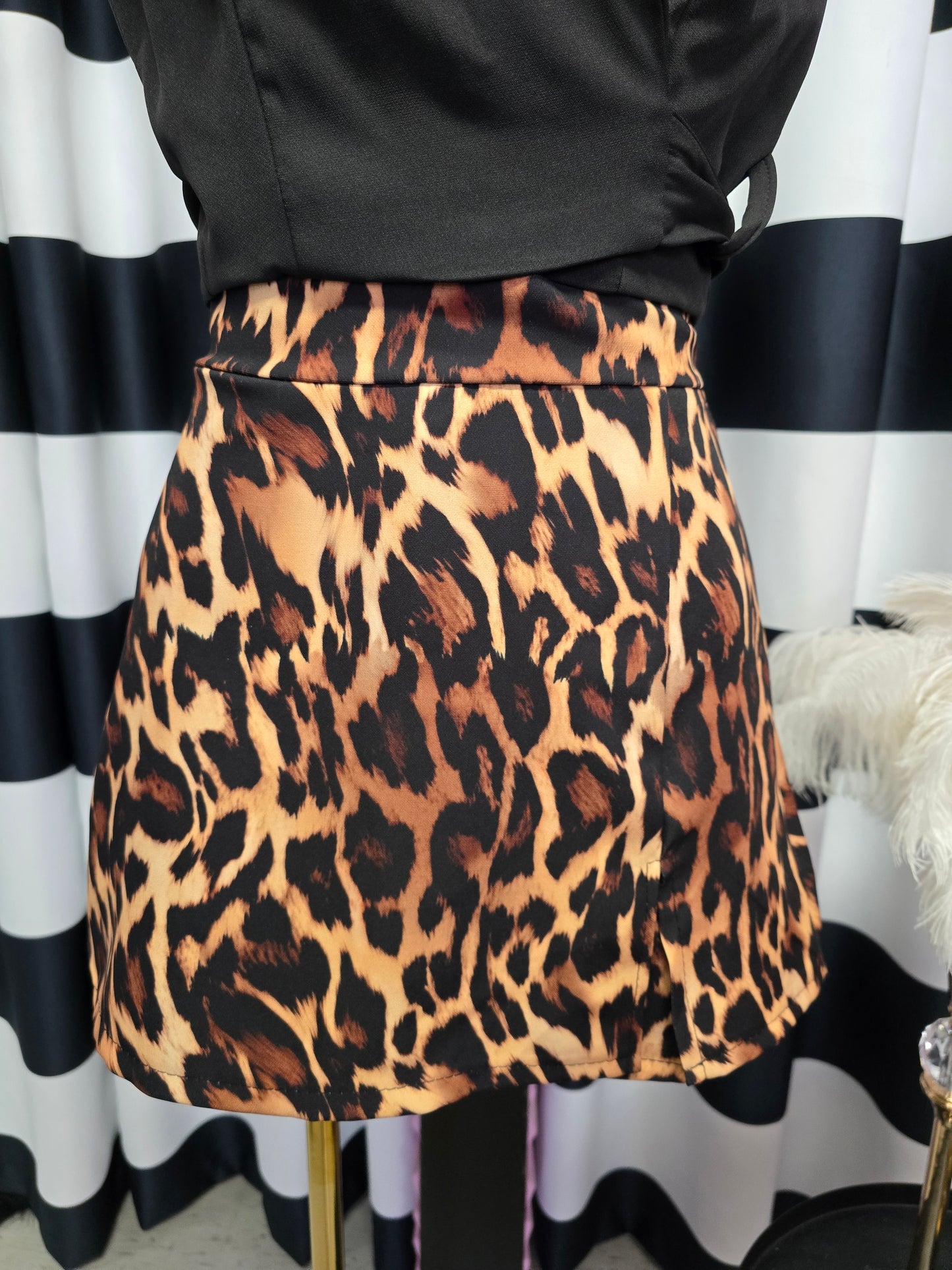 Leopard Short Skirt Pant