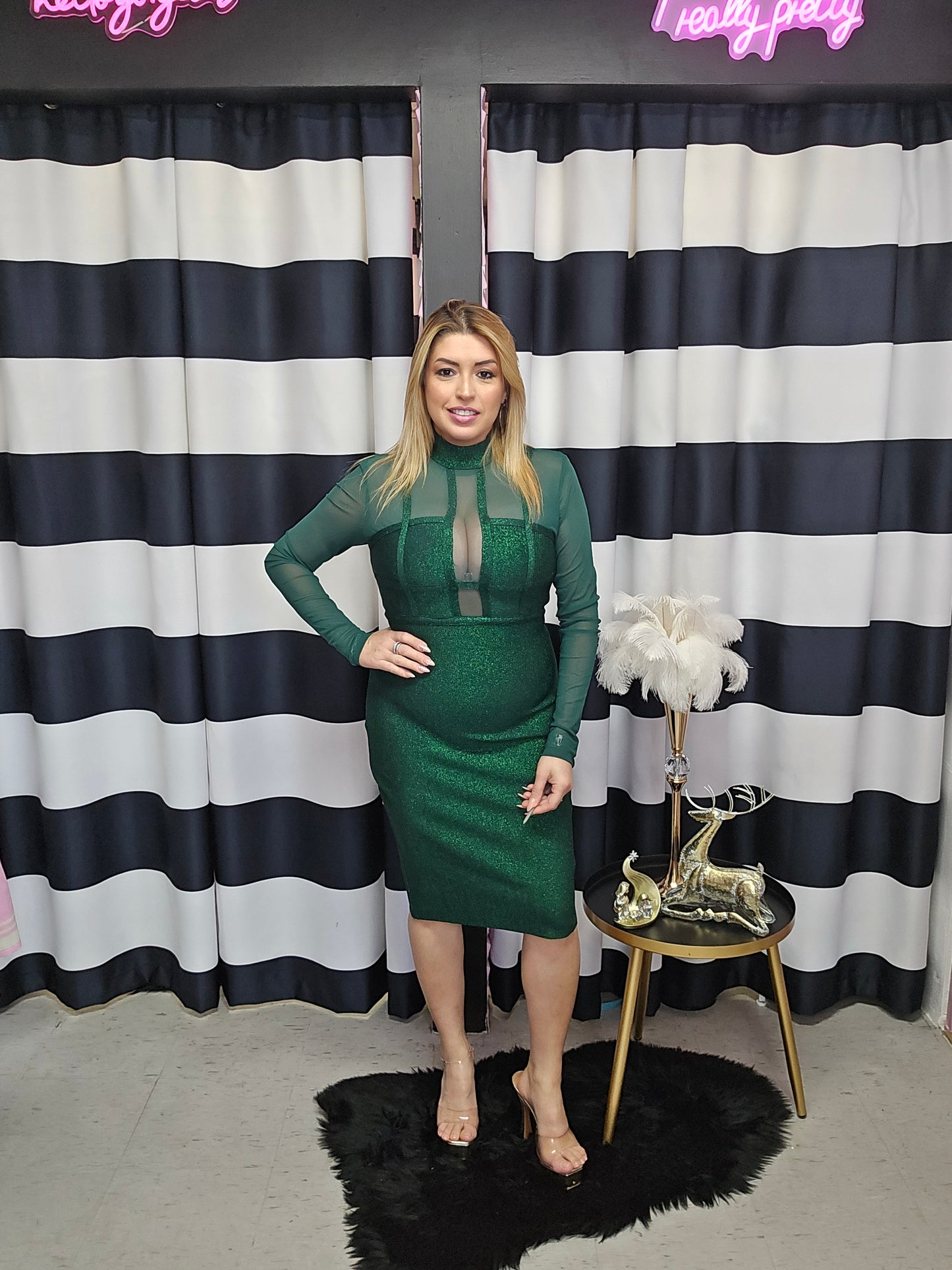 Green Long Sleeve Midi Dress